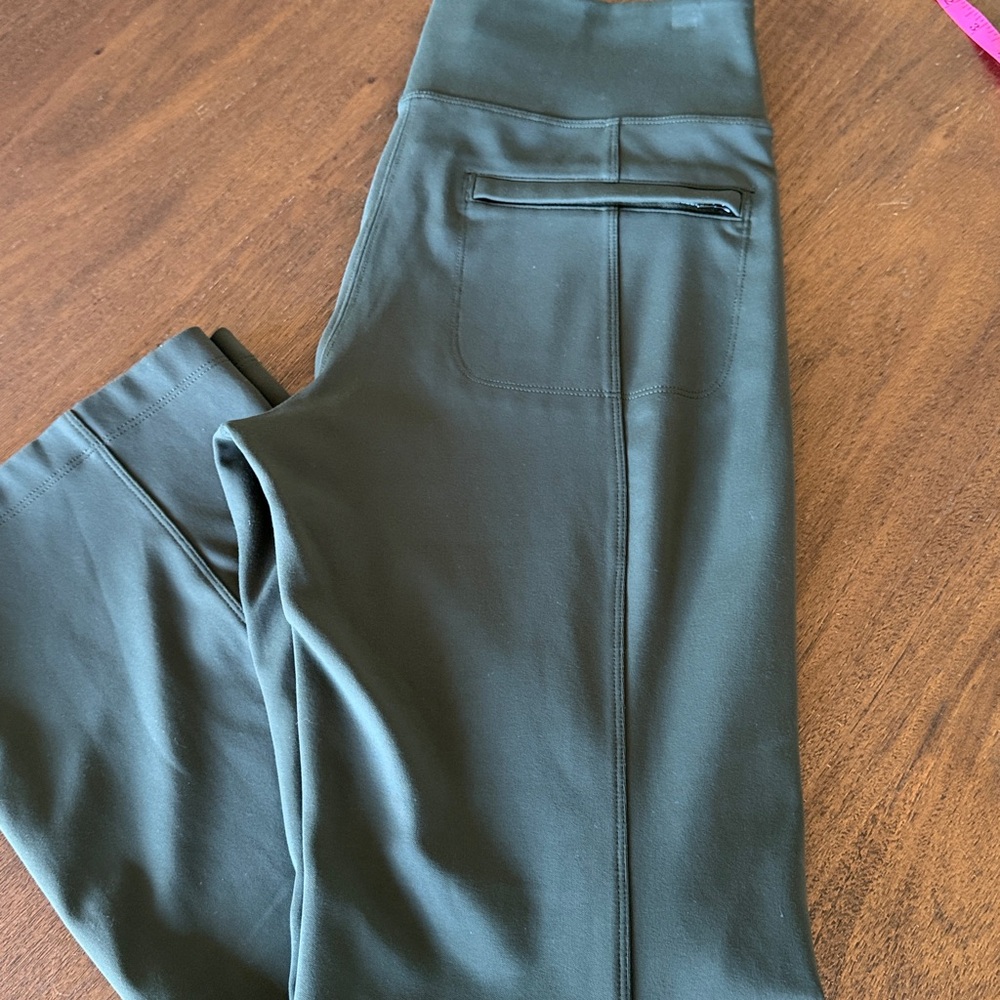 Athleta size med/back zipper pockets Olive Green Wide-Leg Pants
